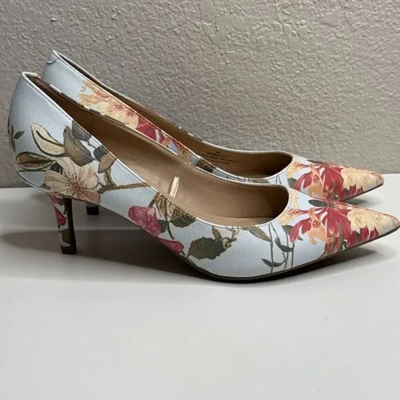 Marc Fisher Arlene Pointy Toe Pumps Kitten Heels Floral Shoes Size 6 - Picture 3 of 9